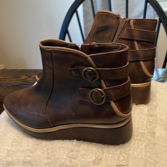 𝅺🦚Host Pick🦚Anthropologie Buckled Soft Leather Pointy Toe Ankle Bootie - Picture 2 of 10